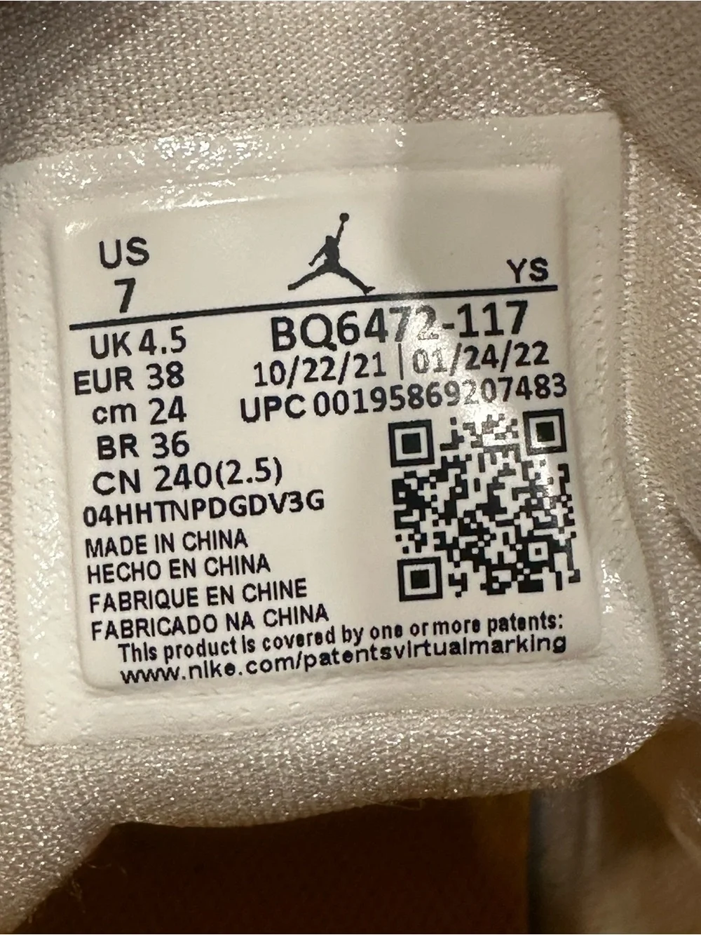 Nike Air Jordan 1 Mid White and Yellow Men’s Size 7